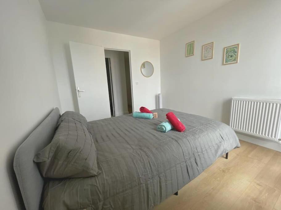 9 Mi From Stade De France - Charming 5-Room แซงต์-เดอนี ภายนอก รูปภาพ